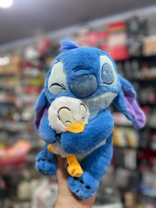 PELÚCIA STITCH COM PATINHO