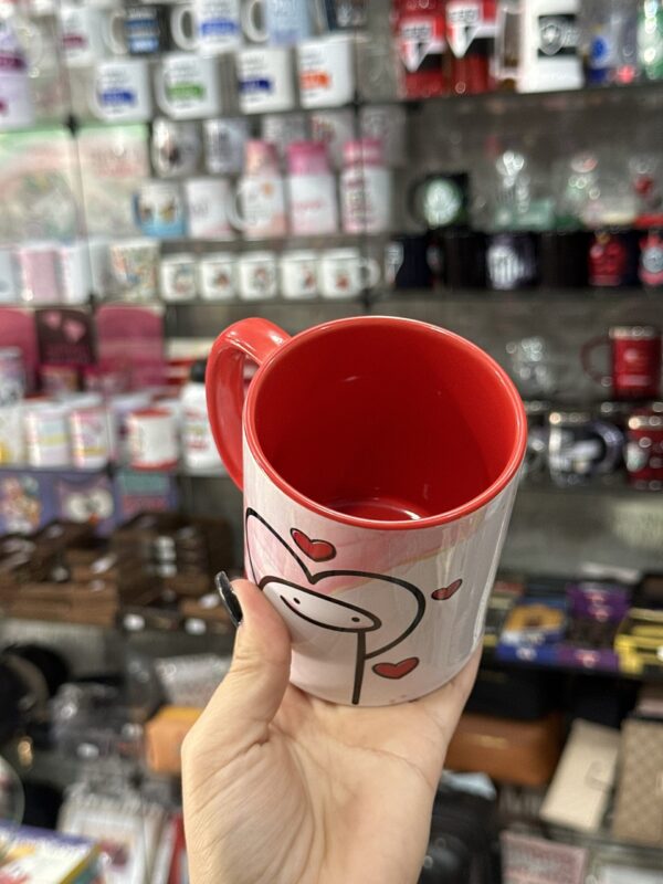 CANECA DE PORCELANA FELIZ ANIVERSÁRIO ALÇA E INTERIOR VERMELHO FLORK - Imagem 3