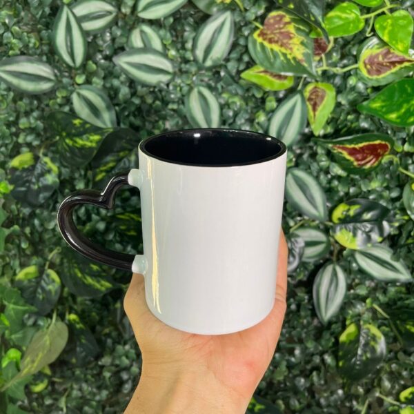 CANECA ALÇA CORAÇÃO PRETO