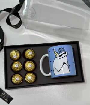 CESTA CANECA DE PORCELANA COM 6 FERREROS FELICIDADES