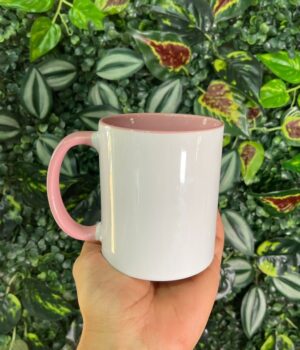 CANECA DE ALÇA E INTERIOR ROSA CLARO