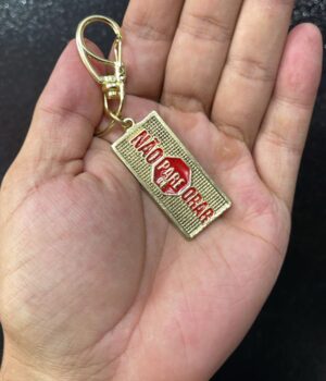 CHAVEIRO DE FERRO NÃO PARE DE ORAR