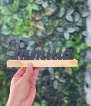 LETREIRO FAMÍLIA