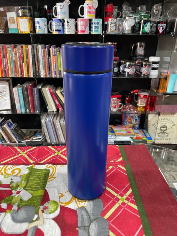 GARRAFA TÉRMICA AZUL COM INFUSOR E TERMÔMETRO DIGITAL 800ML