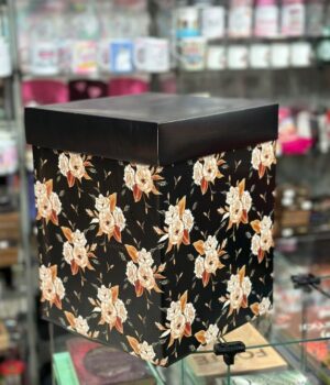 REF:21043 CAIXA QUADRADA FLORAL PRETA XG 23,5x23,5x30CM