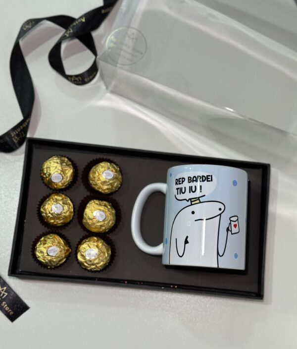 CESTA CANECA DE PORCELANA COM 6 FERREROS REP BARDEI TIU IU AZUL