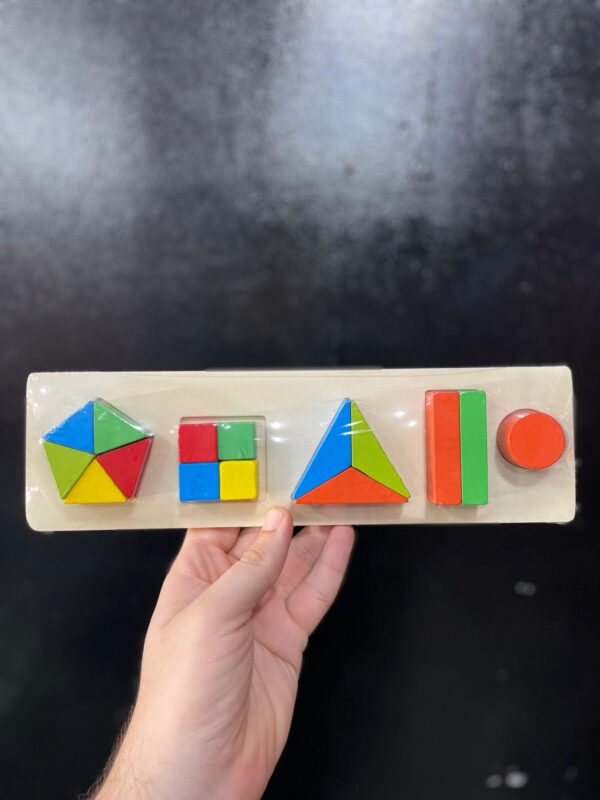 BRINQUEDO EDUCATIVO  ENCAIXE DIVERTIDO FORMAS E FRAÇÕES 5 COLUNAS MDF SORTIDO