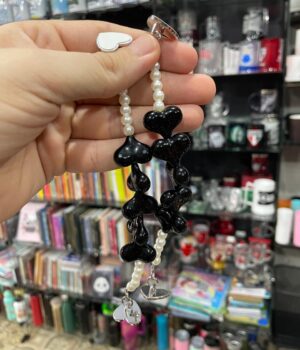 PHONE STRAP CORAÇÕES PRETOS