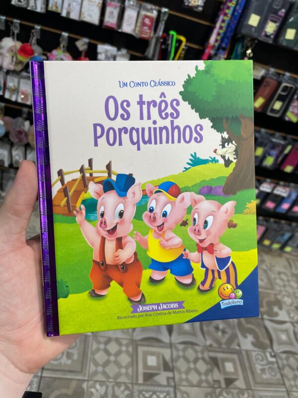 LIVRO DE CONTOS OS TRÊS PORQUINHOS