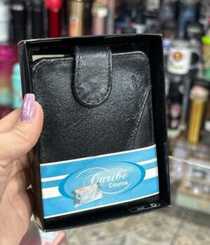 CARTEIRA PRETO COM ABOTOADOR | CARIBÉ