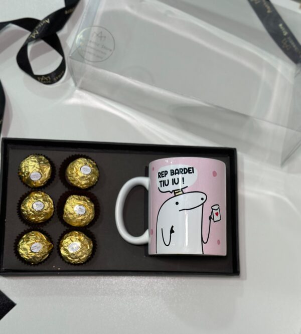 CESTA CANECA DE PORCELANA COM 6 FERREROS REP BARDEI TIU IU ROSA