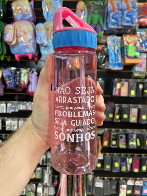 GARRAFA PLÁSTICO ROSA NÃO SEJA ARRASTADO POR SEUS PROBLEMAS 650ML