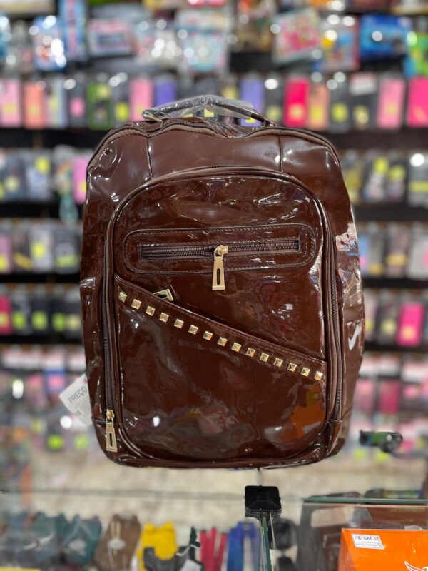 MOCHILA MARROM COURINO BRILHANTE