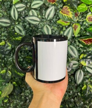 CANECA PRETA COM TARJA BRANCA