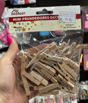 MINI PRENDEDORES TAMANHO: 3,5CM CONTÉM 50 UNIDADES