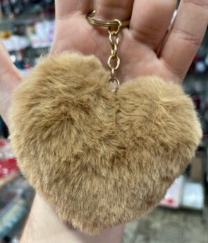 CHAVEIRO DE PELÚCIA CORAÇÃO PELUDO MARROM