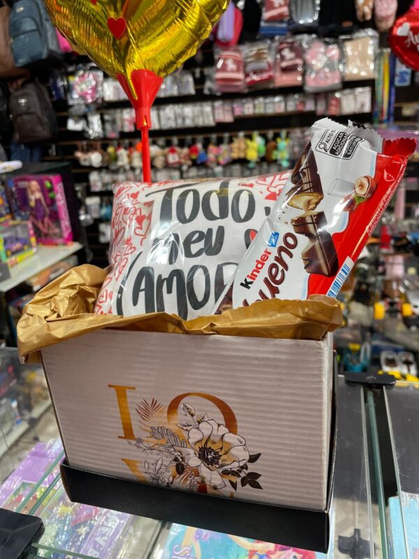 KIT COM ALMOFADA, BALÃO E CHOCOLATE - Imagem 2
