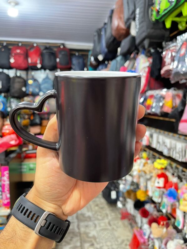 CANECA MÁGICA PRETO FOSCO