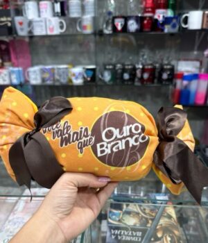 ALMOFADA BOMBOM OURO BRANCO