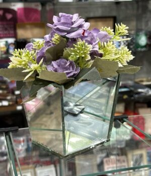 VASO ESPELHADO COM FLORES LILÁS