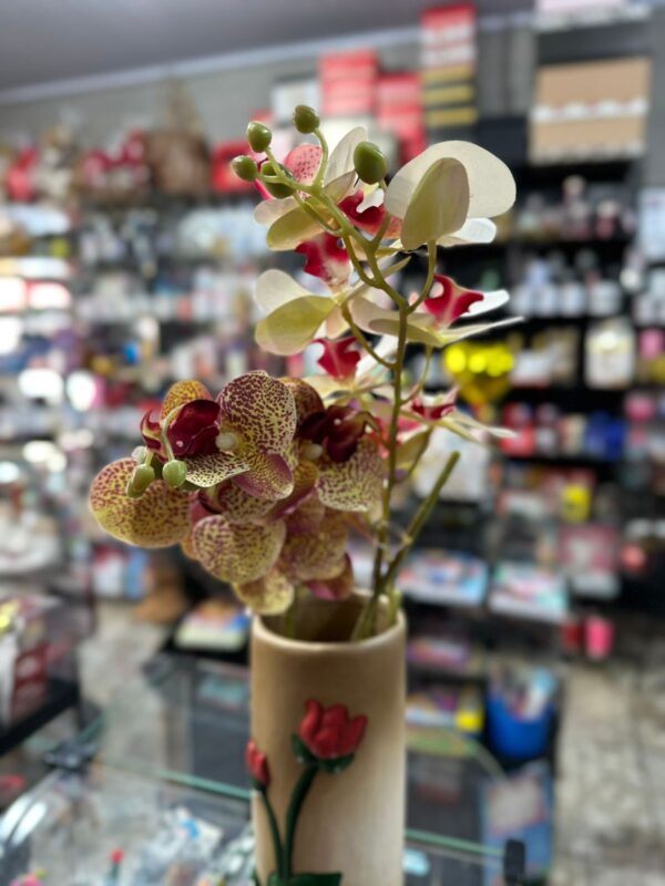 VASO COM ROSAS ARTIFICIAIS - Imagem 2