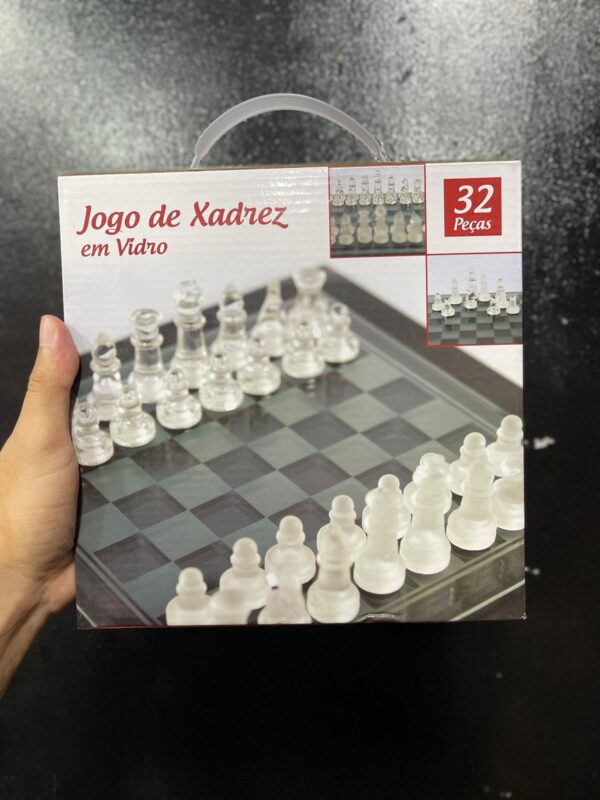 JOGO DE XADREZ EM VIDRO