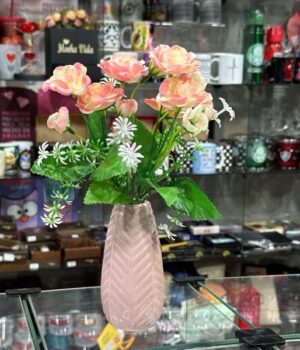 VASO COM FLORES ROSA