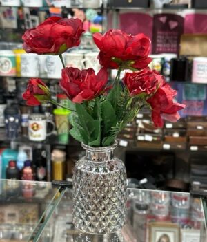 VASO COM FLORES VERMELHO