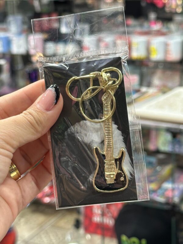 CHAVEIRO DE FERRO GUITARRA