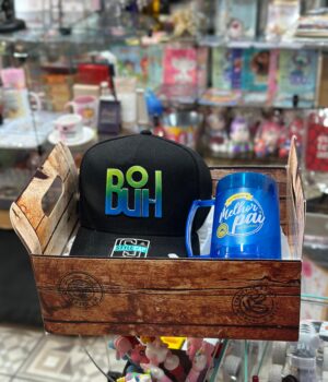 CESTA COM BONÉ + COPO DE GEL EU TENHO O MELHOR PAI DO MUNDO
