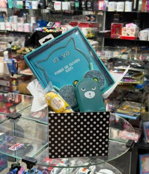 CESTA FONE DE OUVIDO COM FIO GATO + SUPORTE DE CELULAR + FERRERO