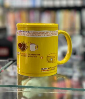 CANECA DE PORCELANA AMARELA | RECEITA BOLO DE OREO NA CANECA