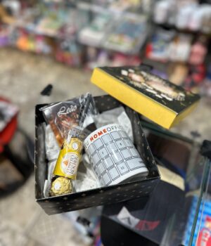 CAIXA COM CANECA  HOME OFFICE + FERRERO + BLOCO DE NOTAS COM CANETA