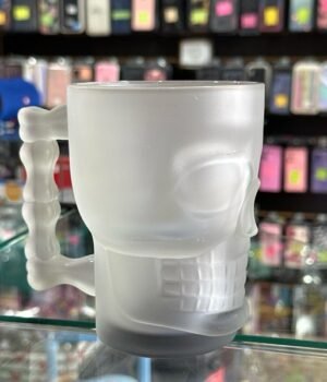 CANECA DE CAVEIRA PRA CHOPP DE VIDRO 510ML | BRANCA FOSCA COM FUNDO PRETO